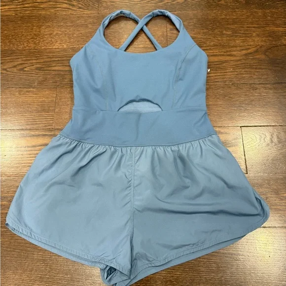 FP MOVEMENT NEW RIGHTEOUS RUNSIE - SKYLINE COLOR SIZE LARGE